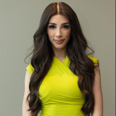 العميل Ashley Grace Kelley