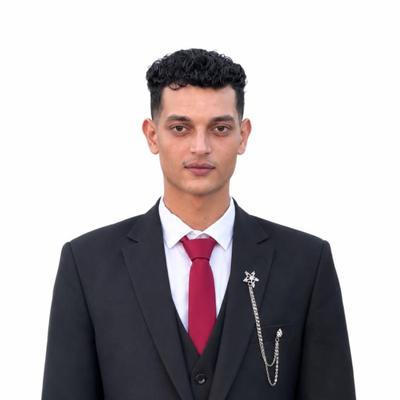 العميل Mahmoud Ezat