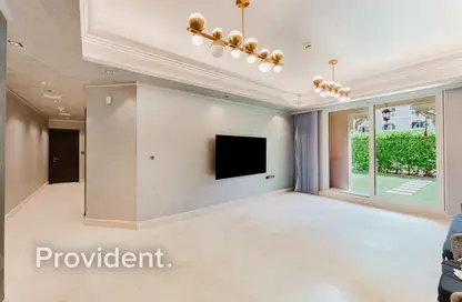 Apartment - 2 Bedrooms - 3 Bathrooms for sale in Maurya - Taj Grandeur Residences - The Crescent - Palm Jumeirah - Dubai