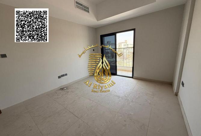 98256026 - Property Image 2