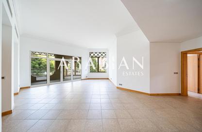 Apartment - 3 Bedrooms - 4 Bathrooms for sale in Abu Keibal - Shoreline Apartments - Palm Jumeirah - Dubai