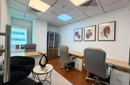 Business Centre - Studio - 2 Bathrooms for rent in Iris Bay - Business Bay - Dubai