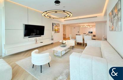 Apartment - 2 Bedrooms - 3 Bathrooms for sale in Marina Residences 5 - Marina Residences - Palm Jumeirah - Dubai