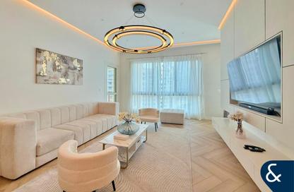 Apartment - 2 Bedrooms - 3 Bathrooms for sale in Marina Residences 5 - Marina Residences - Palm Jumeirah - Dubai