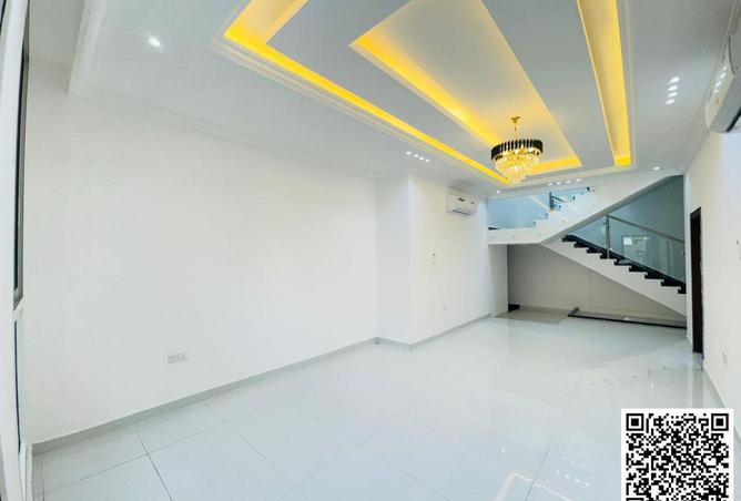 103718794 - Property Image 3