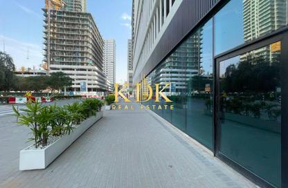 Shop - Studio - 1 for rent in Binghatti Royale - District 18 - Jumeirah Village Circle - Dubai