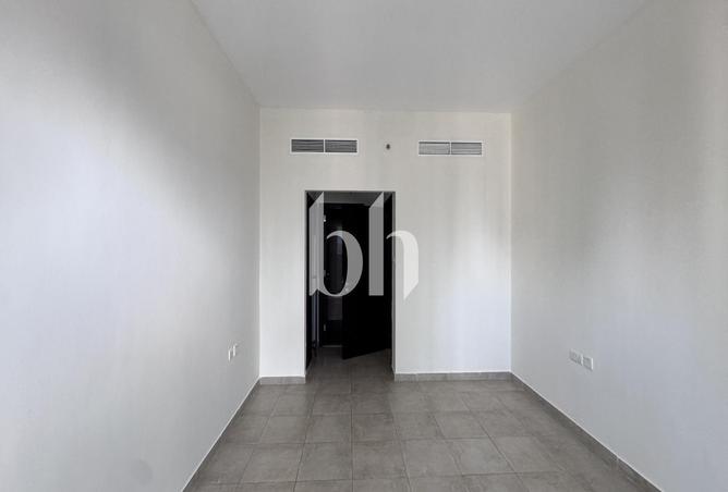 77365558 - Property Image 2