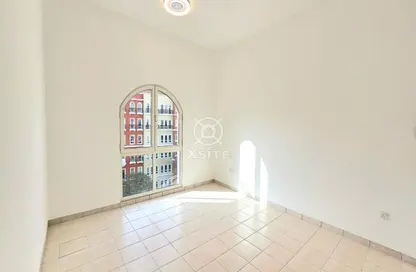 شقة - 2 غرف نوم - 3 حمامات للايجار في مبنى 111 - طراز حديث - ديسكفري جاردنز - دبي