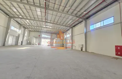 Warehouse - Studio - 1 Bathroom for rent in Umm Al Thuoob - Umm Al Quwain