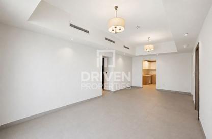 Apartment - 3 - 3 for rent in Dune Residency - District 17 - Jumeirah Village Circle - Dubai