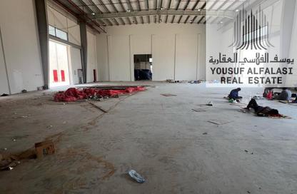 Warehouse - Studio - 2 Bathrooms for rent in Umm Al Thuoob - Umm Al Quwain