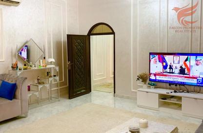 Villa - 7+ - 7+ for rent in Julfar - Ras Al Khaimah