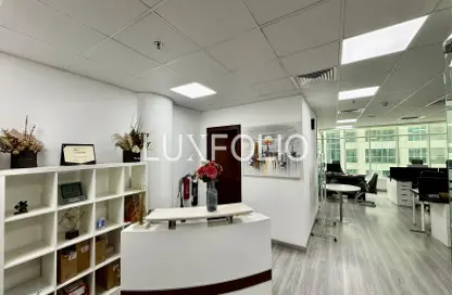 مكتب - استوديو للايجار في برج كلوفر - الخليج التجاري - دبي