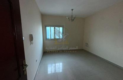 Apartment - 1 - 2 for rent in Al Majaz 2 - Al Majaz - Sharjah Apartment - 1 - 2 for rent in Al Majaz 2 - Al Majaz - Sharjah