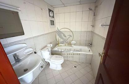 Apartment - 1 - 2 for rent in Al Majaz 2 - Al Majaz - Sharjah