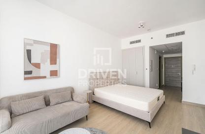 Apartment - Studio - 1 Bathroom for rent in Bloom Heights A - Bloom Heights - District 15 - Jumeirah Village Circle - Dubai