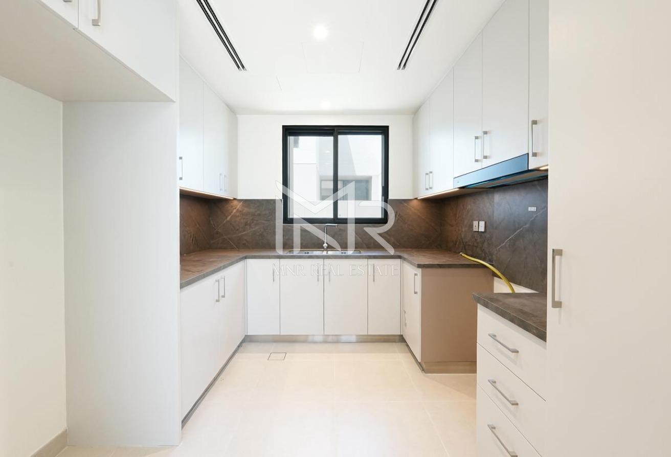 Premium Unit | Motivated Seller | Bigger Plot photo 10