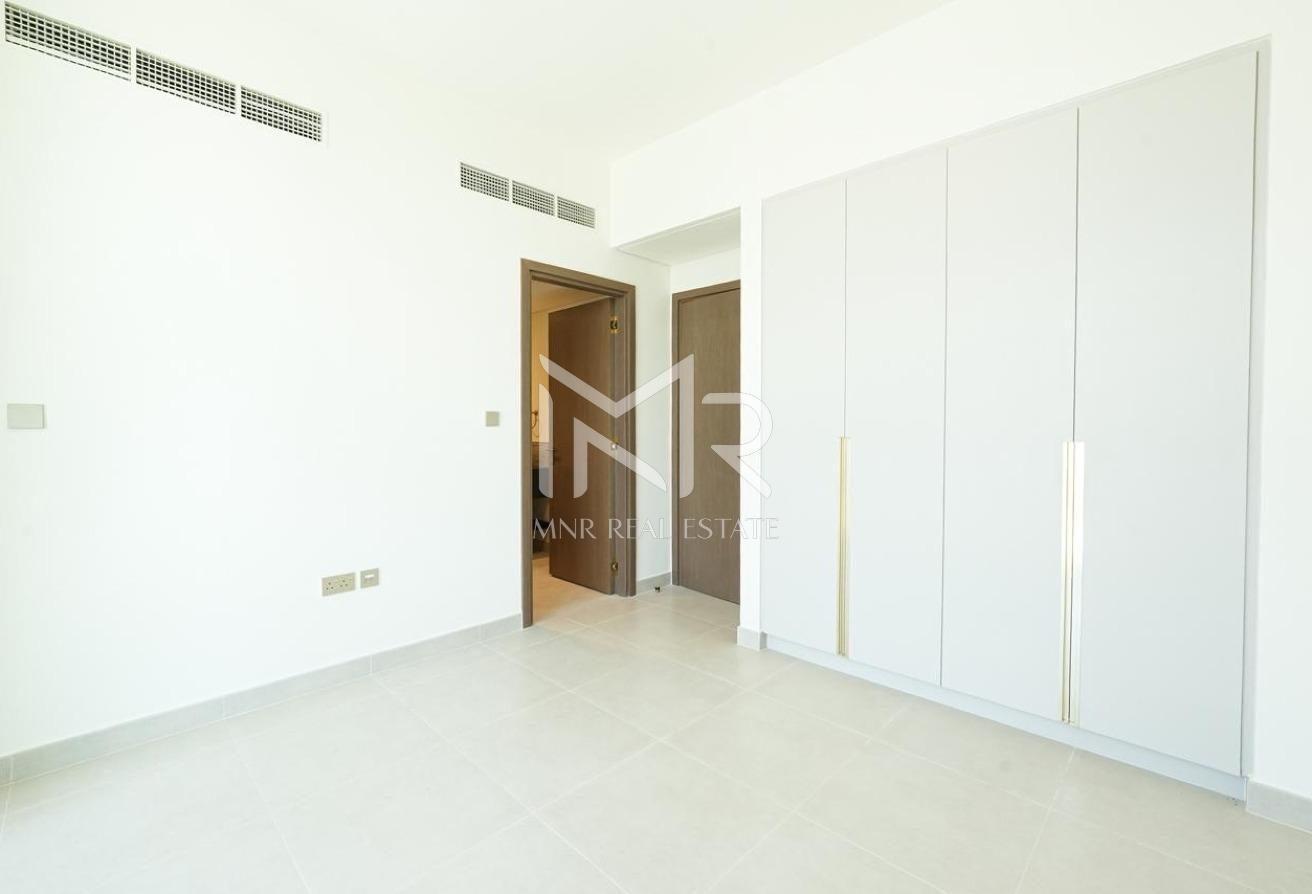 Premium Unit | Motivated Seller | Bigger Plot photo 13
