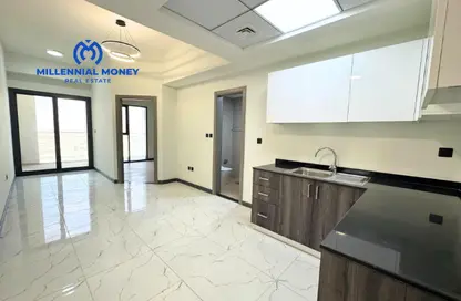 Apartment - 1 Bedroom - 2 Bathrooms for rent in Rukan Tower B - Rukan Tower - Rukan - Dubai Land - Dubai