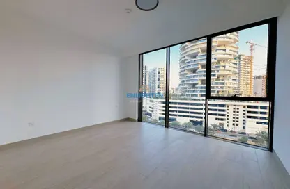 شقة - 3 غرف نوم - 4 حمامات للايجار في لوما بارك فيوز - منطقة 14 - قرية جميرا الدائرية - دبي