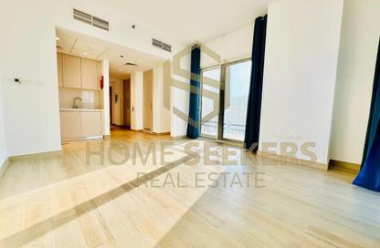 Apartment - Studio - 1 for rent in Waters Edge - Yas Island - Abu Dhabi