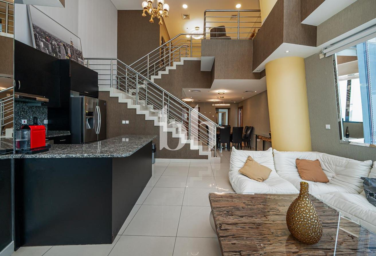 Penthouse | Fully Furnished | Vacant photo 2