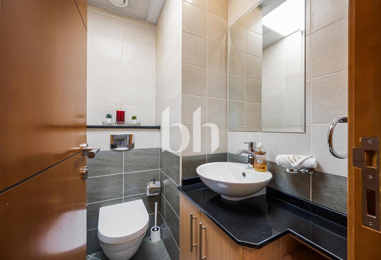Penthouse | Fully Furnished | Vacant photo 13