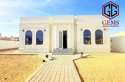 فيلا - 3 غرف نوم - 4 حمامات للايجار في العوير 1 - العوير - دبي