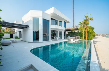 Villa - 4 Bedrooms - 5 Bathrooms for sale in Garden Homes Frond E - Garden Homes - Palm Jumeirah - Dubai