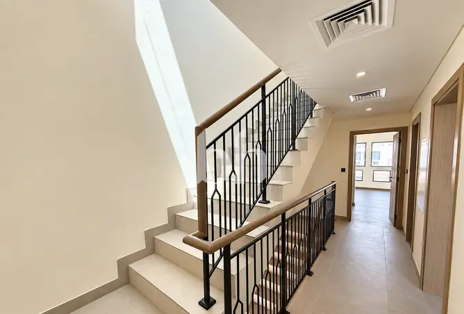 148628596 - Property Image 3