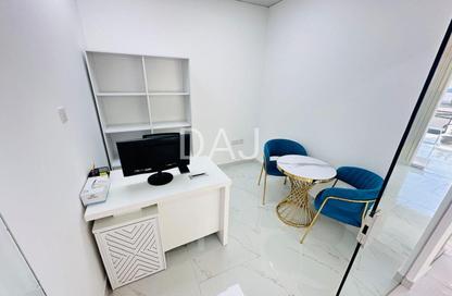 Office Space - Studio - 1 Bathroom for rent in Reem Residency - Al Karama - Dubai