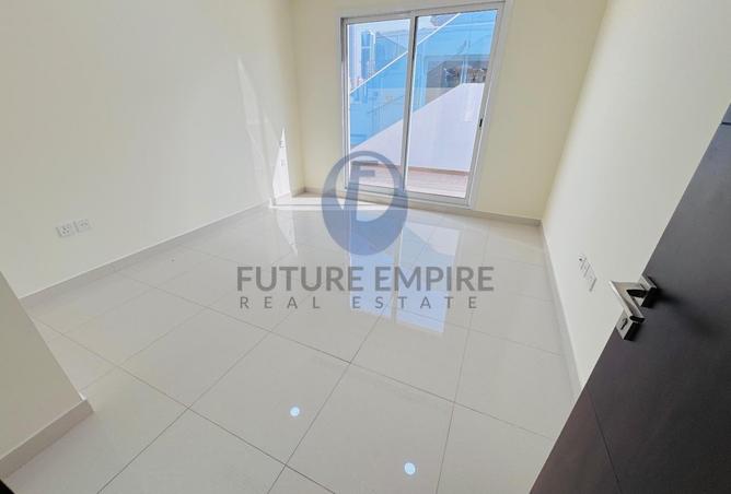 92693085 - Property Image 3