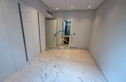 Apartment - 2 Bedrooms - 3 Bathrooms for rent in Kay 10 Building - Dubai Land Residence Complex - Dubai Apartment - 2 Bedrooms - 3 Bathrooms for rent in Kay 10 Building - Dubai Land Residence Complex - Dubai