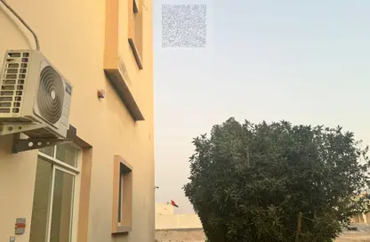 عمارة بالكامل - 8 غرف نوم - 8 حمامات للبيع في الجرف الصناعية 2 - الجرف الصناعية - عجمان