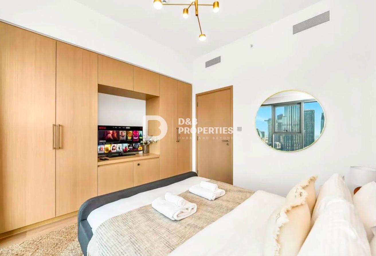 Vacant | Fully Furnished | Burj Khalifa View photo 15