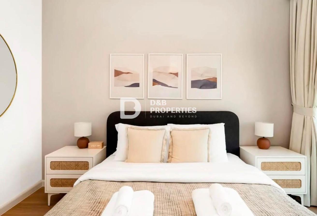 Vacant | Fully Furnished | Burj Khalifa View photo 16