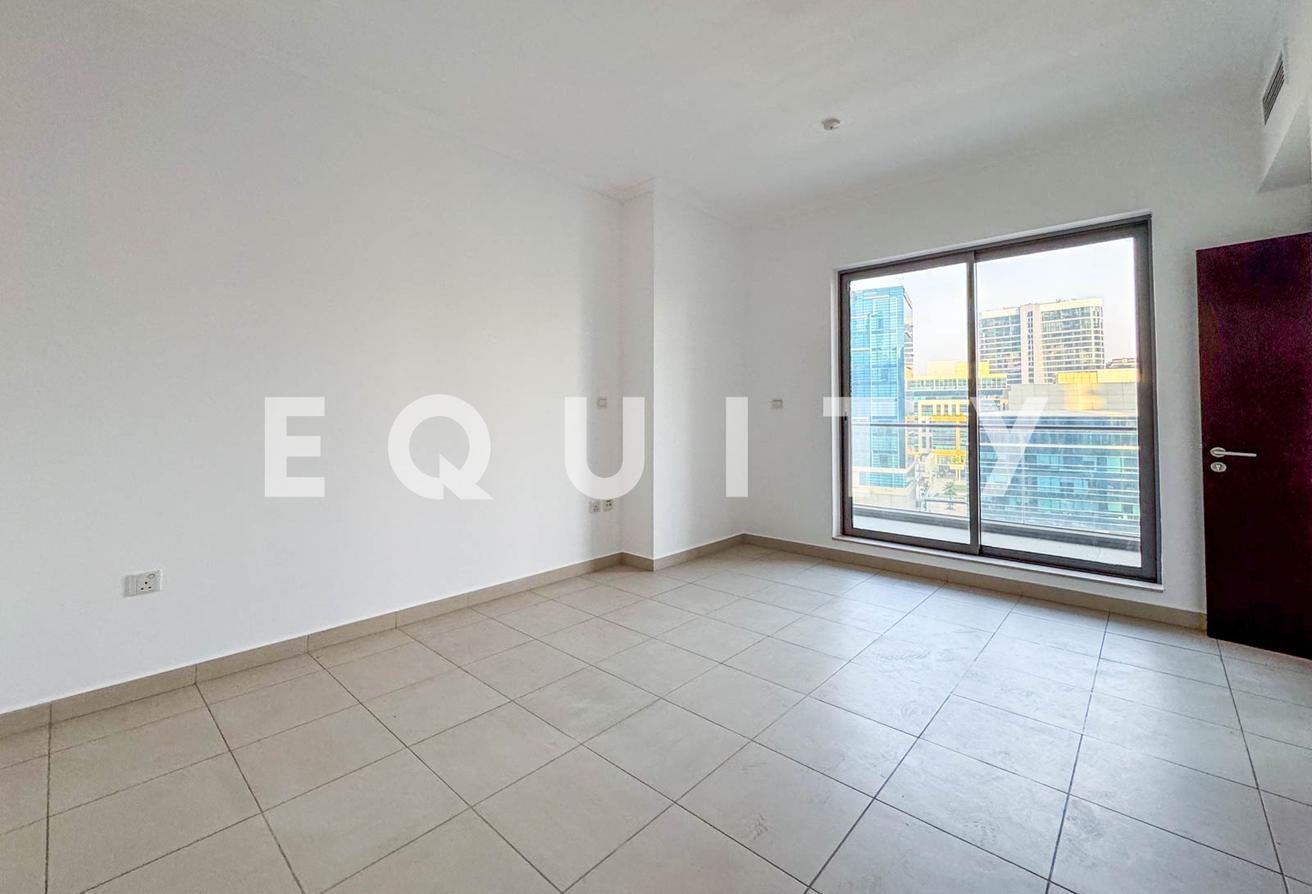 Vacant Now | Large Layout | Unfurnished Unit photo 4