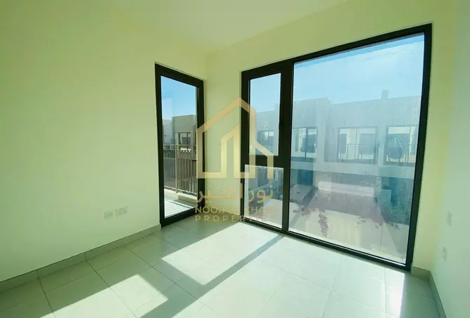 152398496 - Property Image 2