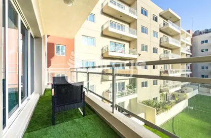 Apartment - 1 Bedroom - 2 Bathrooms for sale in Tower 1 - Al Reef Downtown - Al Reef - Abu Dhabi