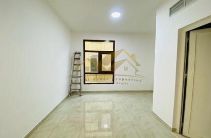 Apartment - Studio - 1 for rent in Al Souk Al Kabeer - Bur Dubai - Dubai Apartment - Studio - 1 for rent in Al Souk Al Kabeer - Bur Dubai - Dubai