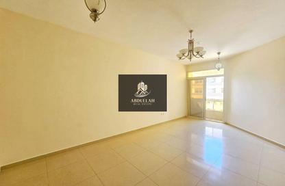Apartment - 1 Bedroom - 2 Bathrooms for rent in Muwaileh 29 Building - Muwaileh - Sharjah