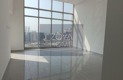 Apartment - 4 - 6 for rent in Dumax Building - Arjan - Dubai