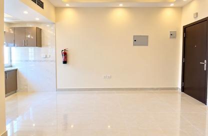 Apartment - Studio - 1 for rent in Muwaileh 29 Building - Muwaileh - Sharjah