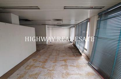Shop - Studio - 1 for rent in Bahwan Tower - Abu shagara - Sharjah