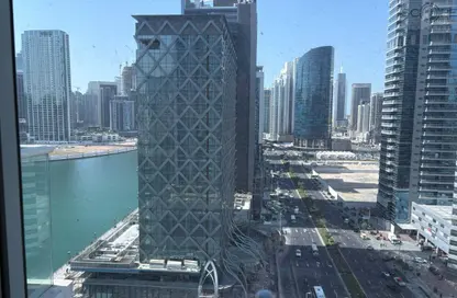 شقة - 1 حمام للايجار في بريفه باي داماك (ايه) - داماك مايسون برايف - الخليج التجاري - دبي