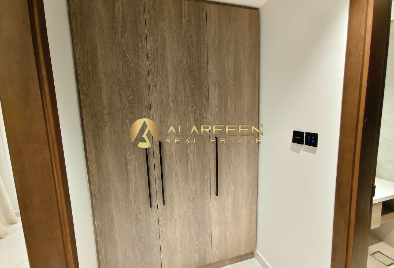 Fully Furnished | Mid Floor | Burj Khalifa View photo 10