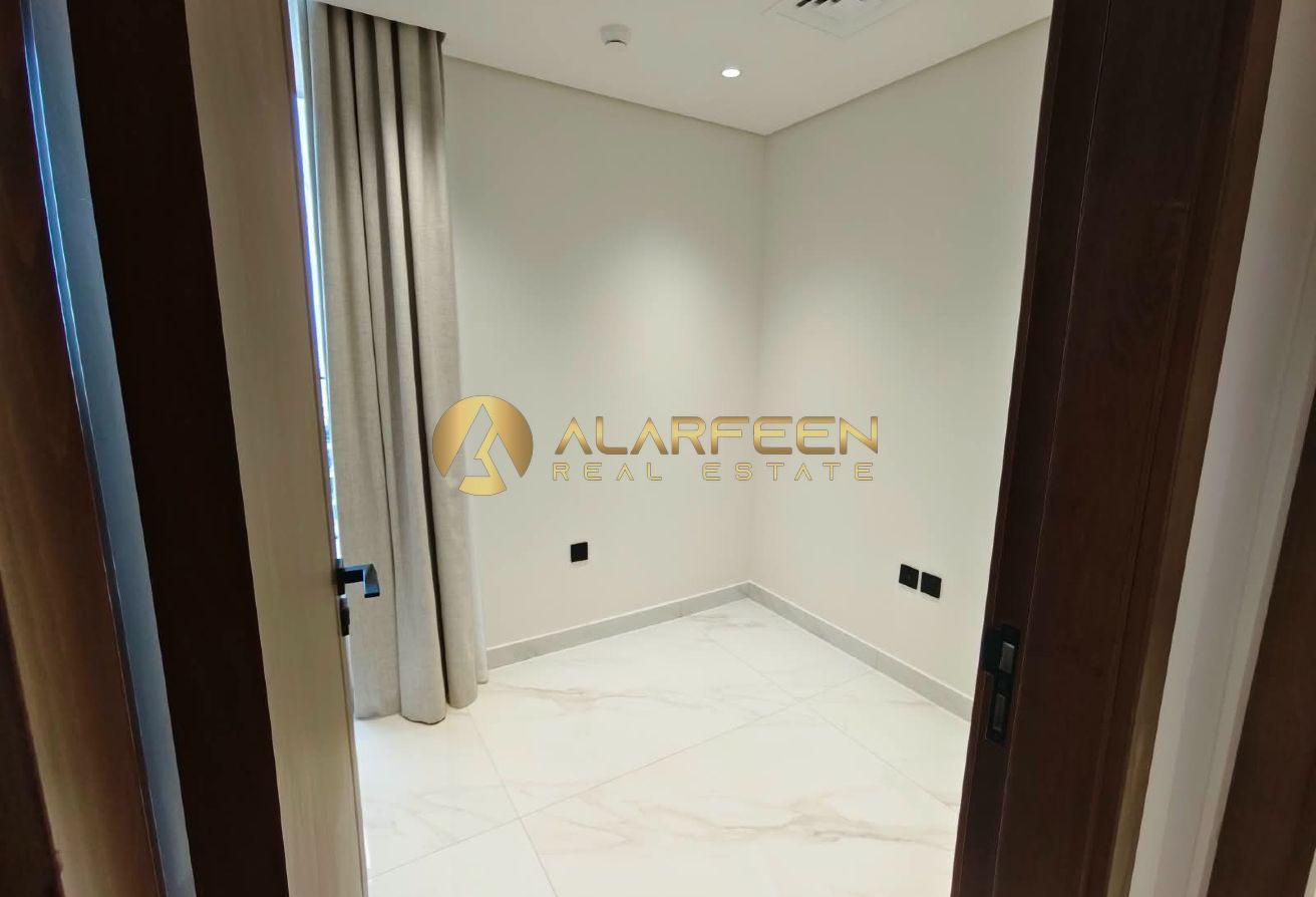 Fully Furnished | Mid Floor | Burj Khalifa View photo 11