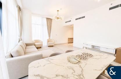 Apartment - 1 Bedroom - 2 Bathrooms for rent in Boulevard Crescent Tower 2 - BLVD Crescent - Downtown Dubai - Dubai