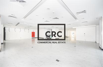 Retail - Studio - 1 Bathroom for rent in Hamdan Street - Abu Dhabi