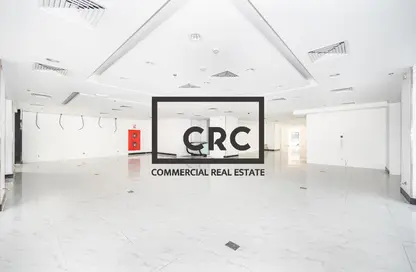 Retail - Studio - 1 Bathroom for rent in Hamdan Street - Abu Dhabi